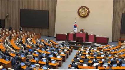 进入韩国国会主楼的军人全部撤出
2024 年 12 月 4 日，据韩联社消息，韩