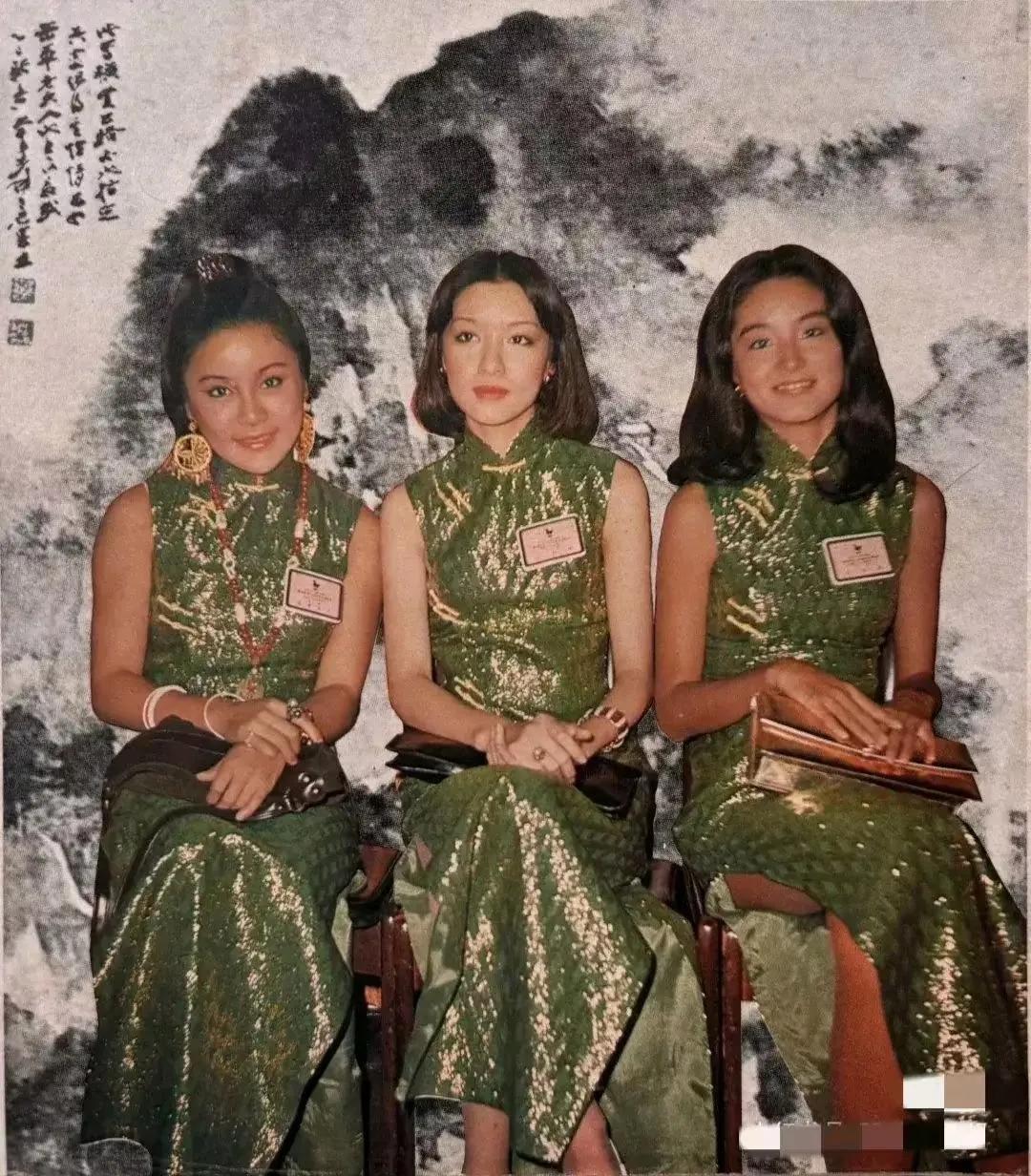林青霞怎么这么黑呀！同款服装，看谁更美？林青霞与胡因梦。
#林青霞有多美# 
#