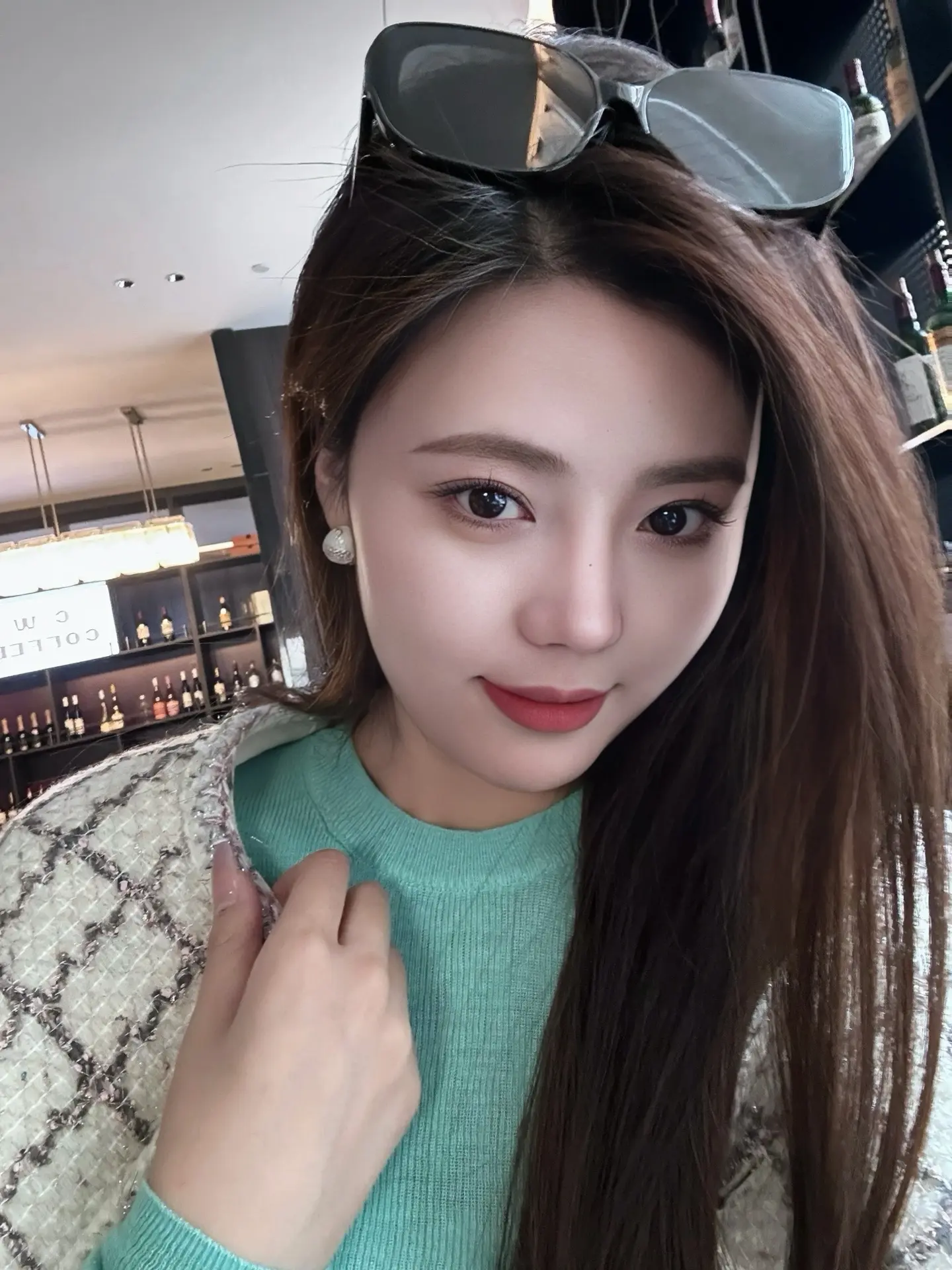 钱辈 请受我一拜 新的一年请和我交往吧  不发脾气 只发财