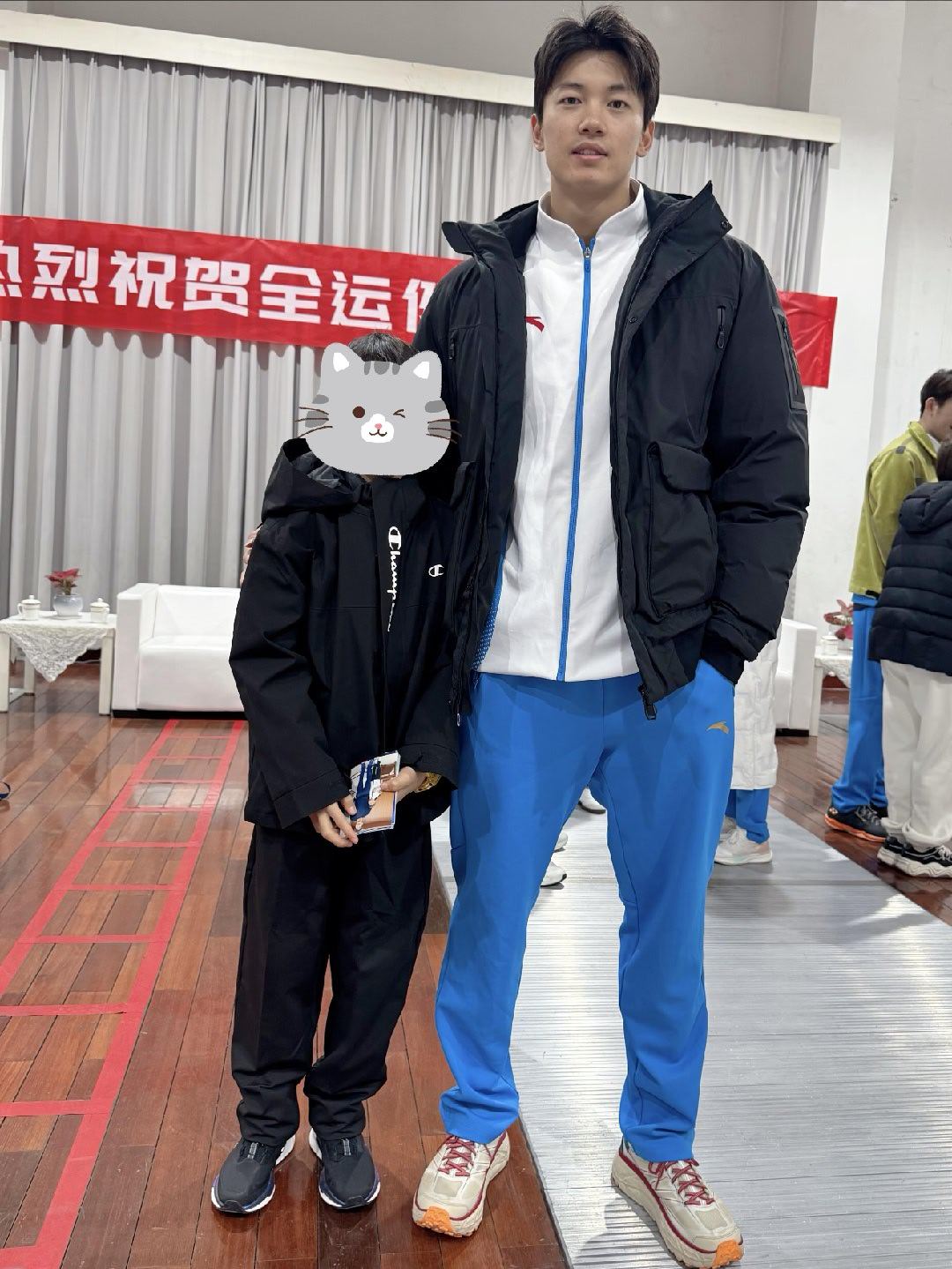 SWim进行时      『8607』20251203 宁波第一少体校合照掉落来