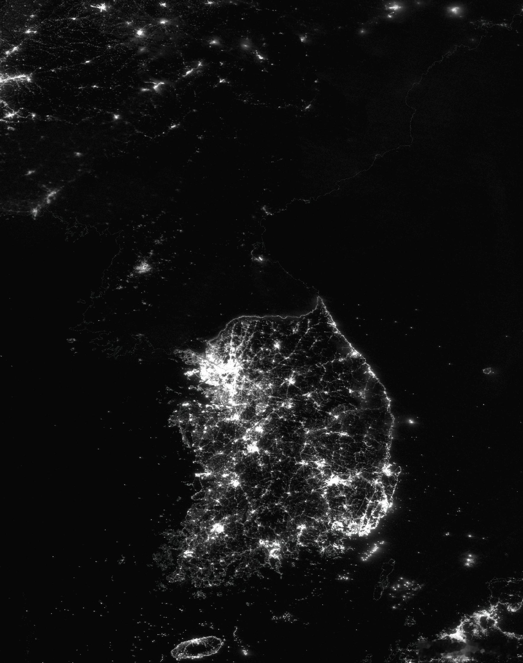 朝鲜半岛的夜色 朝鲜半岛夜景