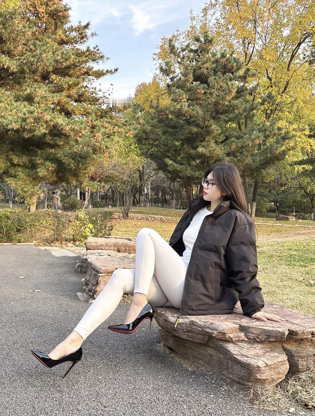 女人真正的美是什么样的？真诚对待身边的人，不虚伪做作。