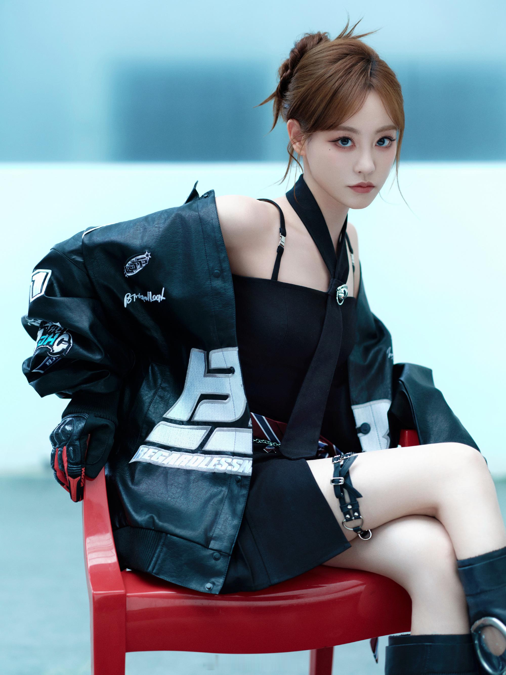 祝绪丹❣️ ​​​