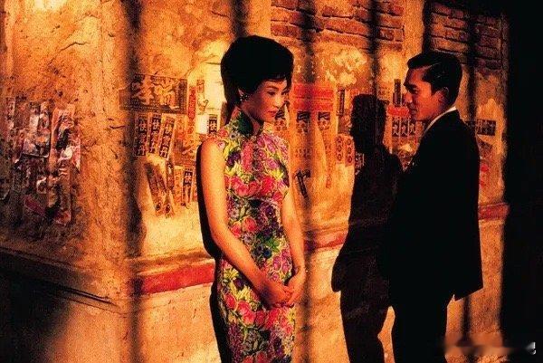 2000年5月20日，《花样年华》在戛纳电影节首映。花样年华上映25周年 ❤️ 