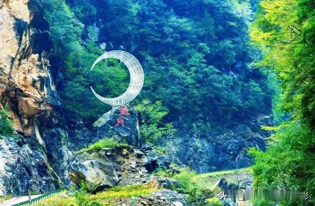 以轮逐山河，以心赴远方
——加入甘肃自驾旅游协会的人生丰盈
 
车轮纵横陇原山海