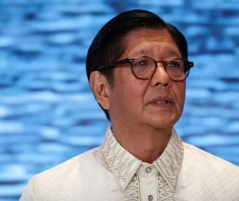 小马科斯访日前跪舔日本，竟大放厥词说“台湾有事就是菲律宾有事”，理由居然是离得近