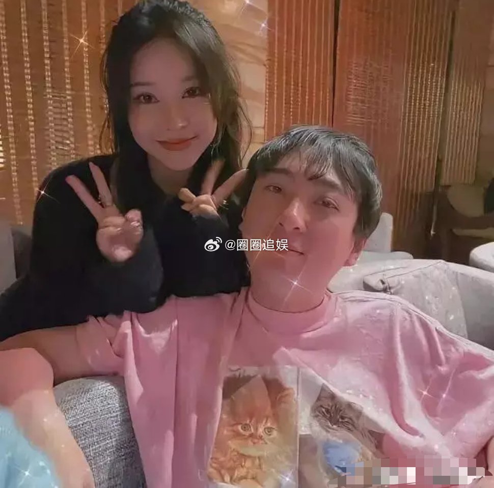 王思聪刚坠入爱河，身边的女友雪梨却对他说:“咱俩不太合适，还是分手吧。”听到这句