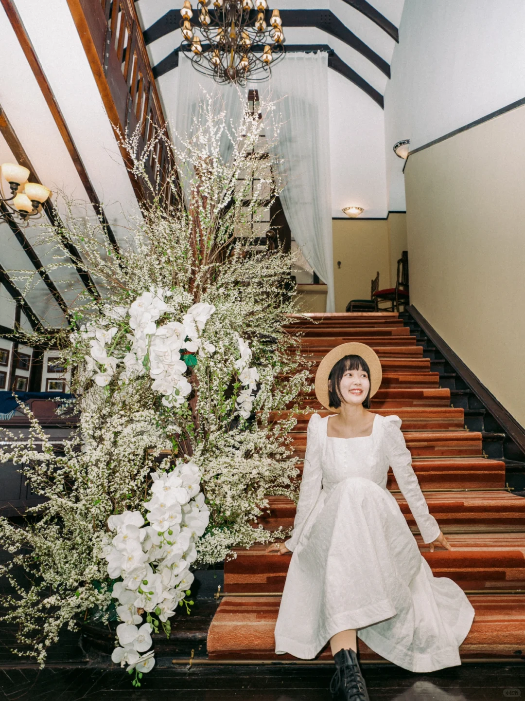 青岛小众婚礼场地，海边百年别墅也太好看了