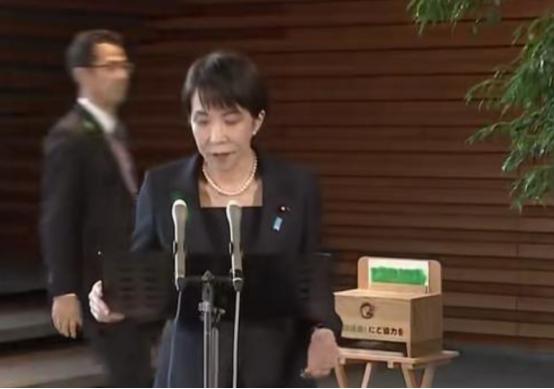 同为二战战败国，德国以下跪谢罪赢得世界尊重，而日本却80年如一日地向战犯招魂，高