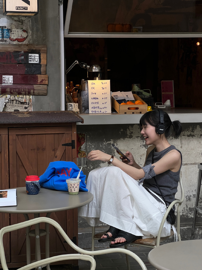 在日常生活中，是什么东西在带给自己快乐，这个“什么”才是人真实的价值观。 ——《