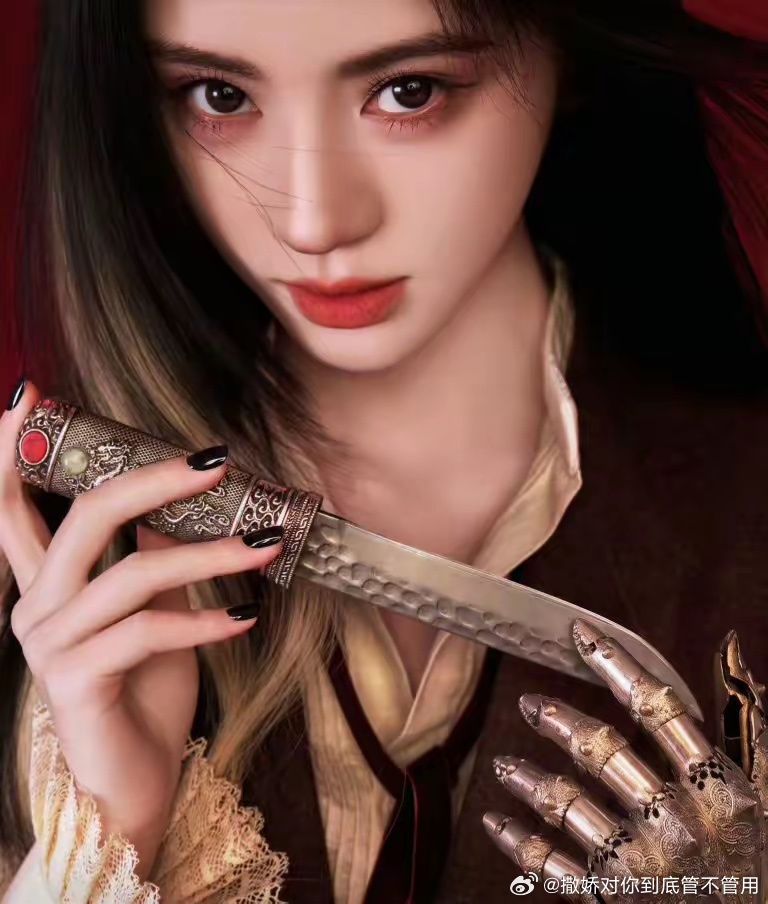 鞠婧祎和田曦薇粉丝因为一个代言打得不相上下。印象中鞠婧祎一直是女顶，粉丝非常多，
