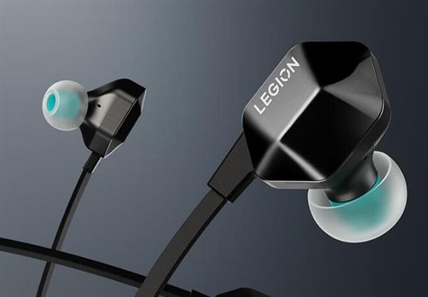 联想推出了拯救者H7游戏耳机，首发价格为249元。它主要有以下特点：

1，采用