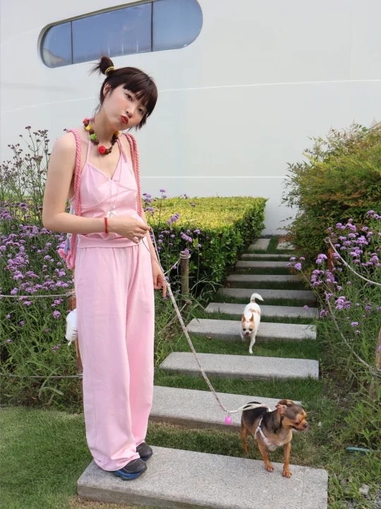 我和小狗是天生的潮拍搭子🐶