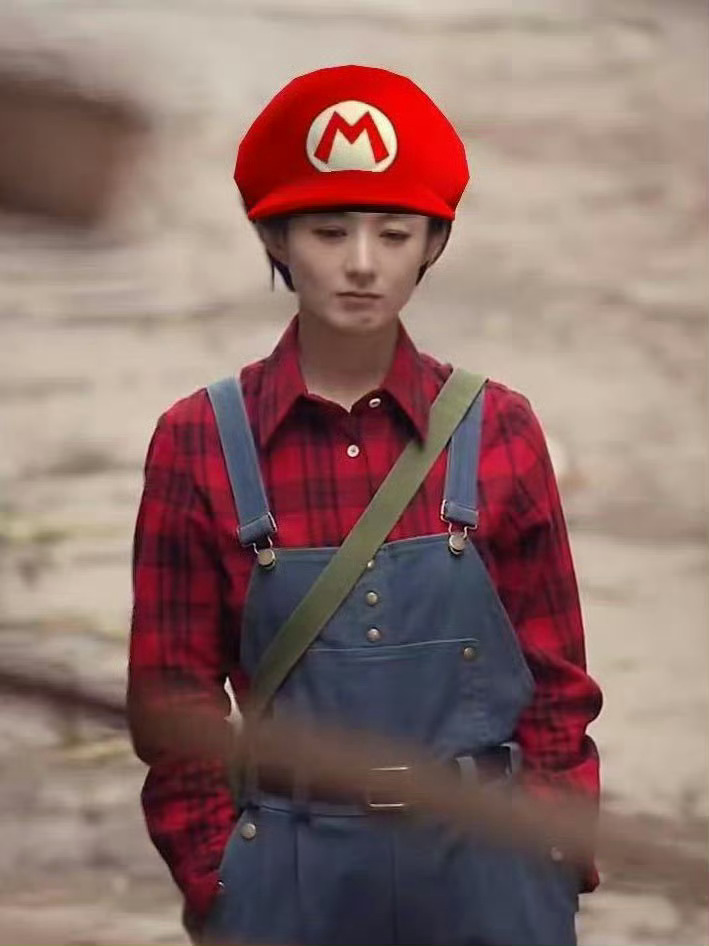 赵丽颖从未否认自己是马里奥小城大事定档 红格子+牛仔裤这搭配不得不说也太像了吧哈