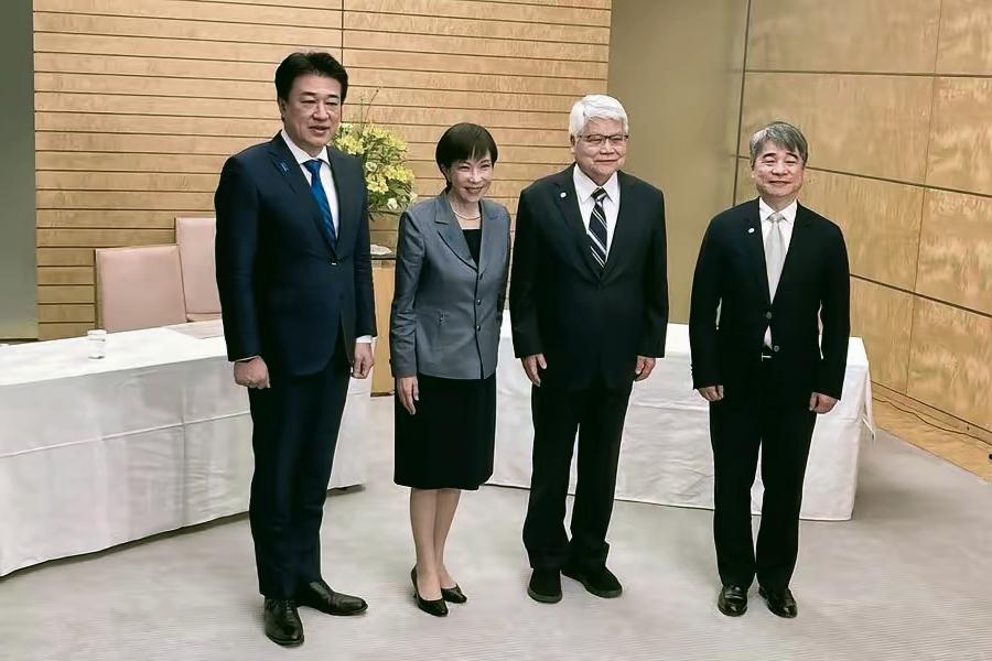2月5日，日本首相高市早苗与台湾台积电董事长魏哲家在首相官邸举行会面。在8号大选