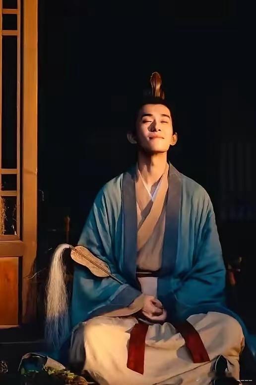 长安的荔枝剧组这次玩大了！​易烊千玺居然要挑战传奇人物李泌，就是那个被称作