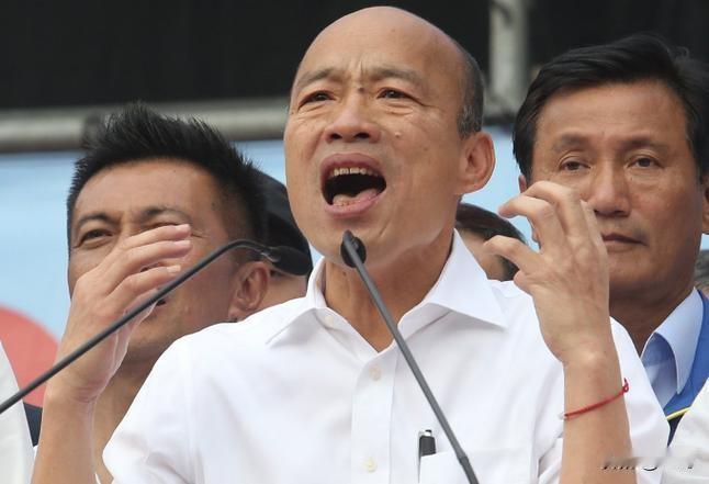 4.3%垫底的真相：国民党主席，成了最烫手的位子

当了党主席，反而选不上了。