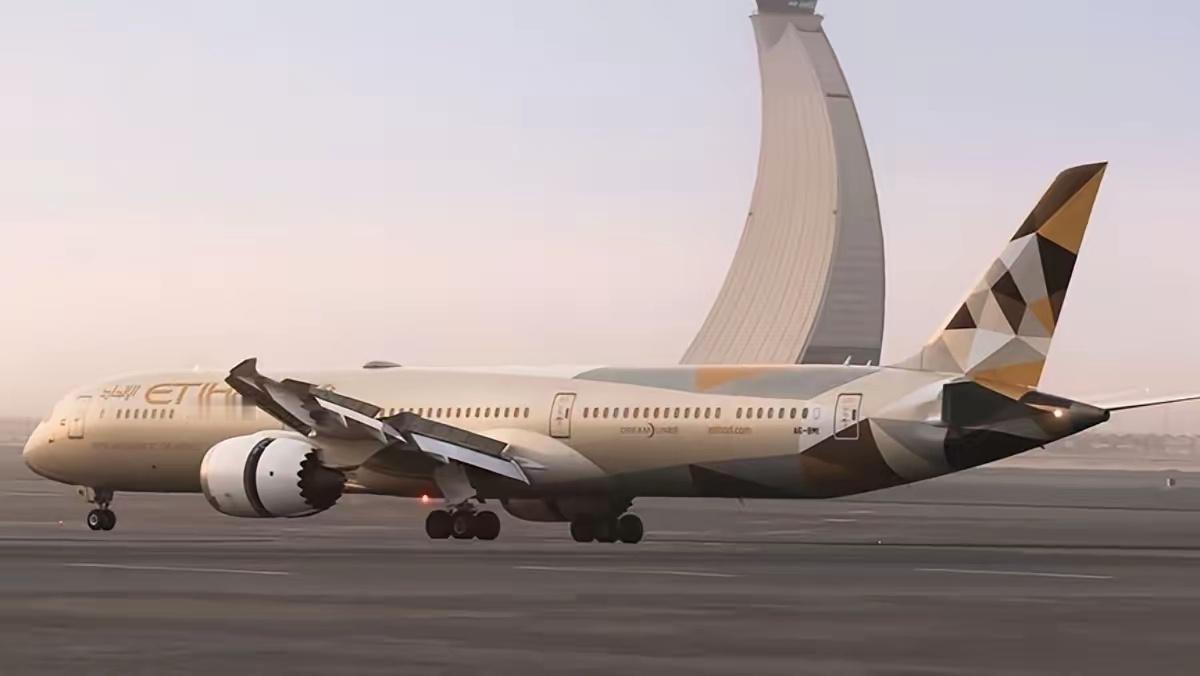 日前，阿联酋阿提哈德航空（Etihad Airways）一架从阿布扎比飞往中国台