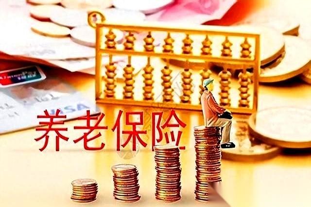 深夜刷到个消息，得，下个月到手的钱，又要少几口了。
深圳的社保基数，又双叒叕调高