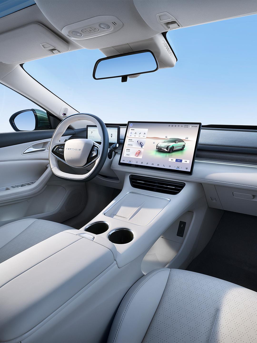 东风风行星海S7，云锦座椅，柔软舒适，全身承托，一键躺平超放松
关上门窗秒变太空