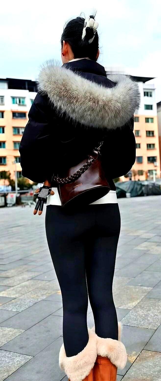 零下五度，一条“鲨鱼裤”就敢出门？
 
原料表写着石墨烯，含量却不到1%，锁温3