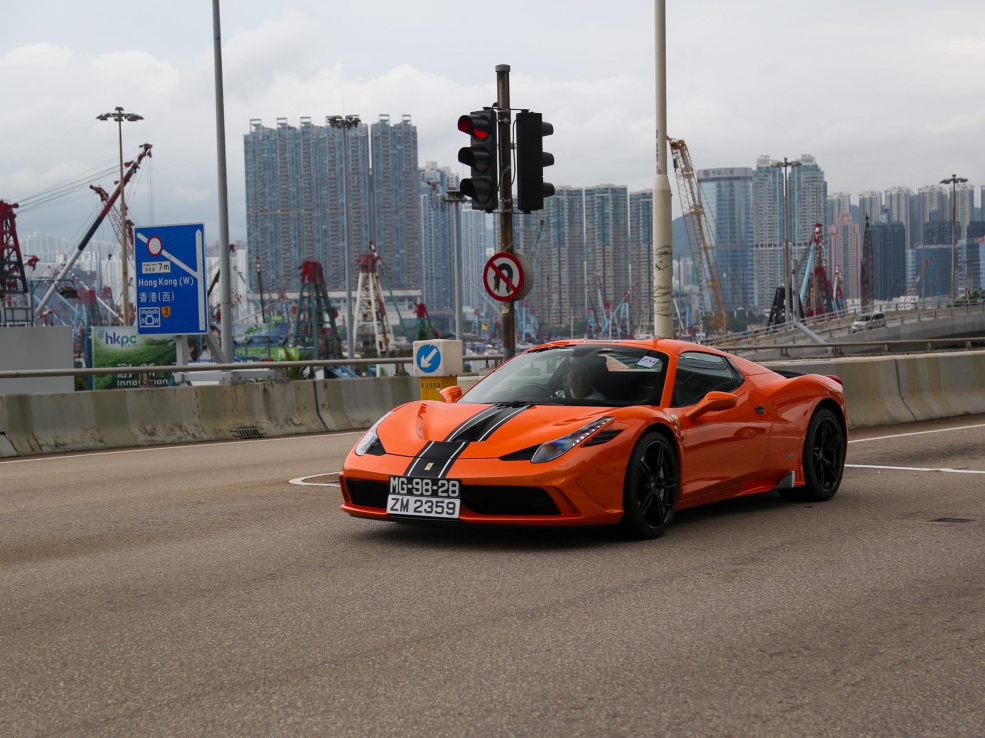 458 Speciale Aperta！在从港岛回荃湾的路上突然发现后...