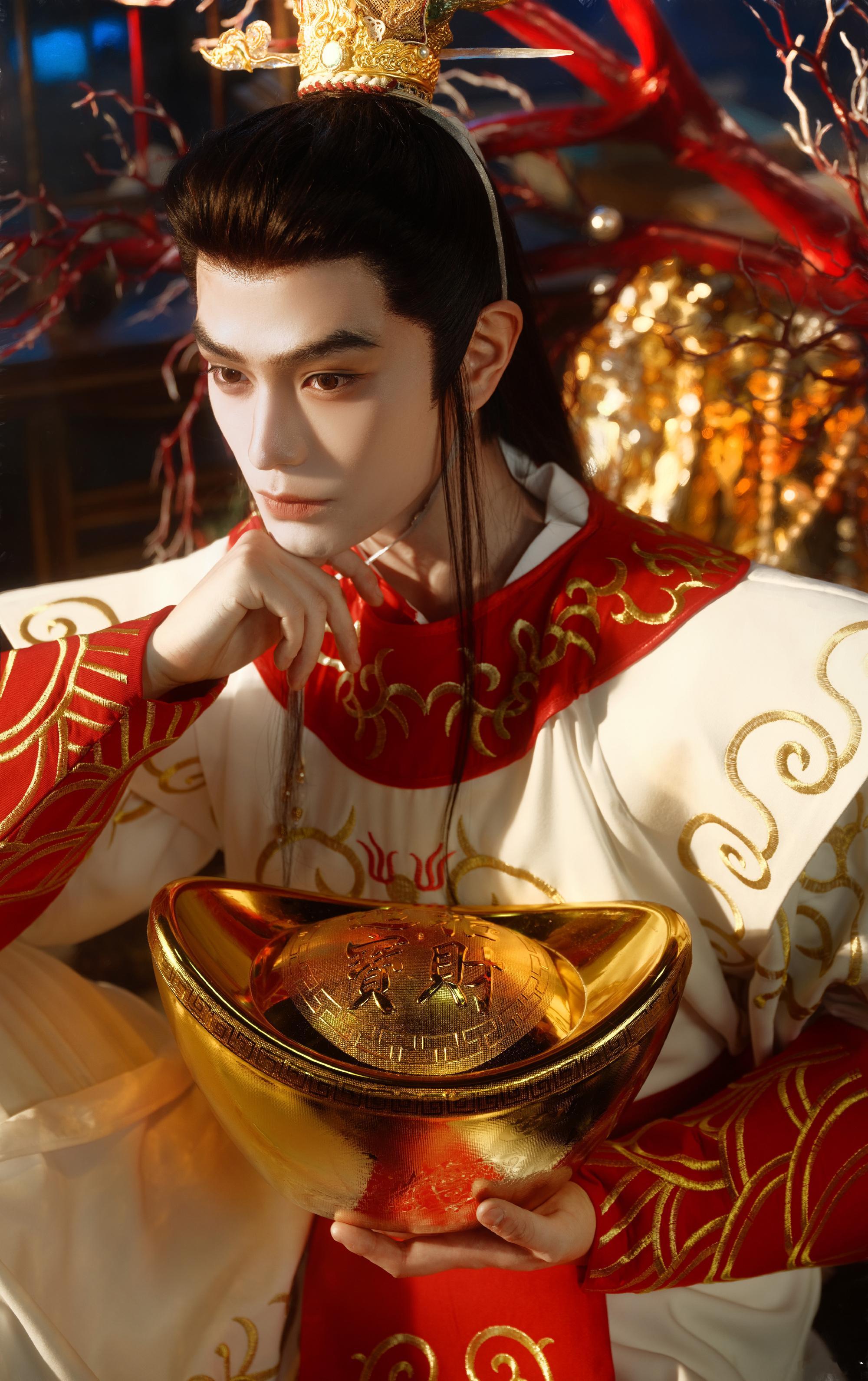 丁禹兮cos白龙马 这马年营业质量怎么样丁禹兮cos白龙马