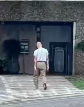 具俊晔又瘦了好多
放弃翻红的机会选择陪伴妻子
任谁也不会再忍心说他装深情
希望还