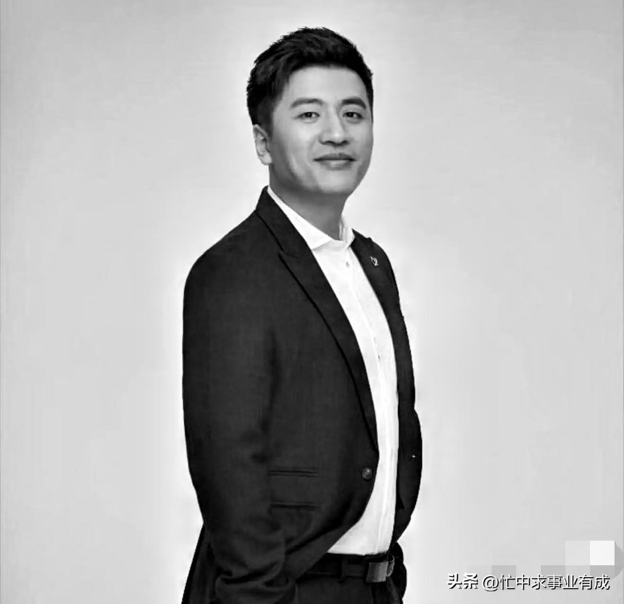 张雪峰老师虽然去世了，但他留给高考考生和家长的10条铁律依然是非常重要的！1. 