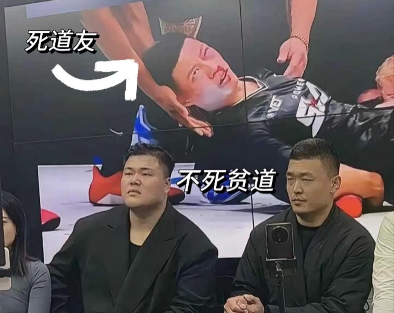 赵鸿刚啊赵鸿刚，

男人有点武侠梦很正常。

但是你这么相信你师傅，是个人都会觉