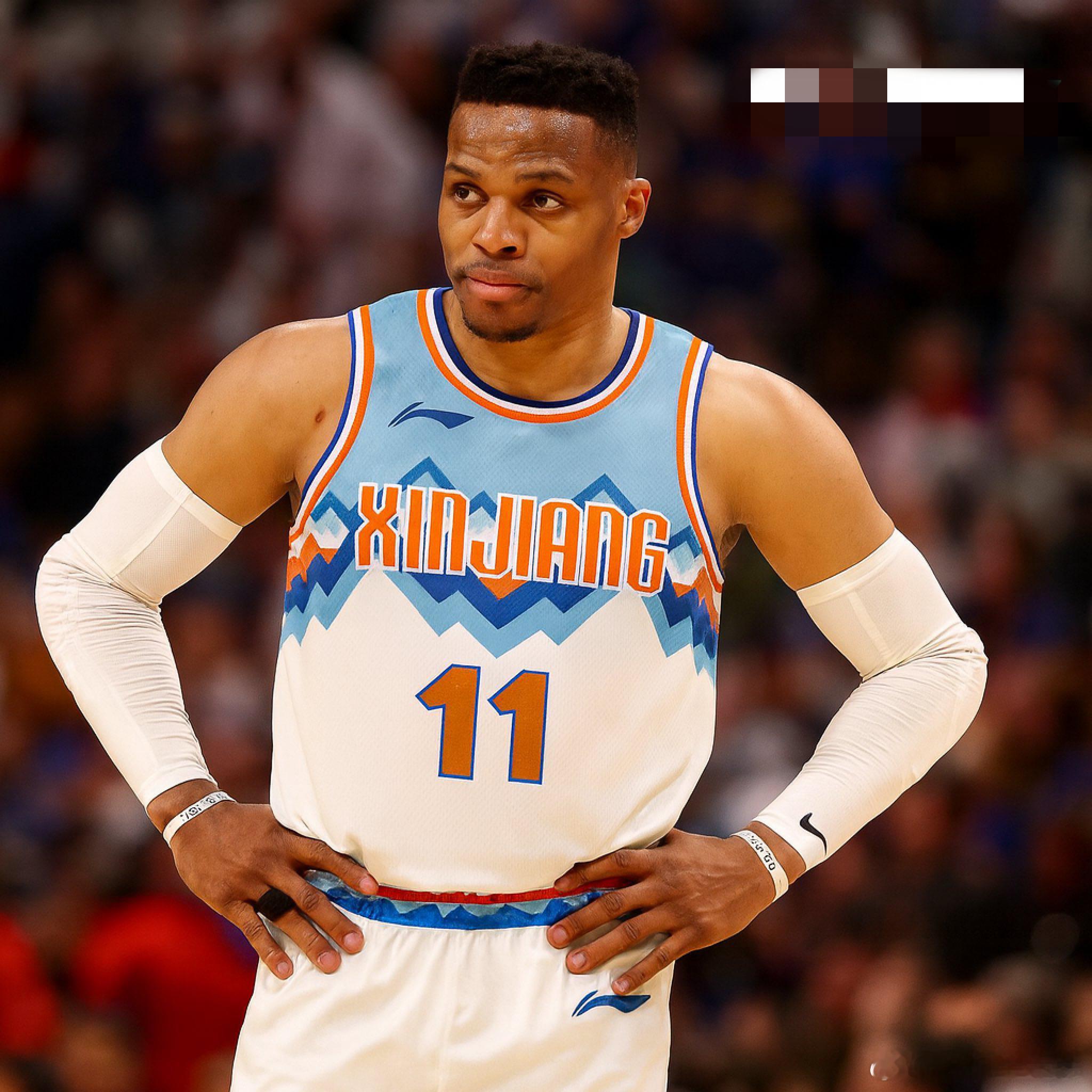 据我向多个消息源求证，NBA球星威斯布鲁克加盟新疆的可能性极低，甚至双方可能并无