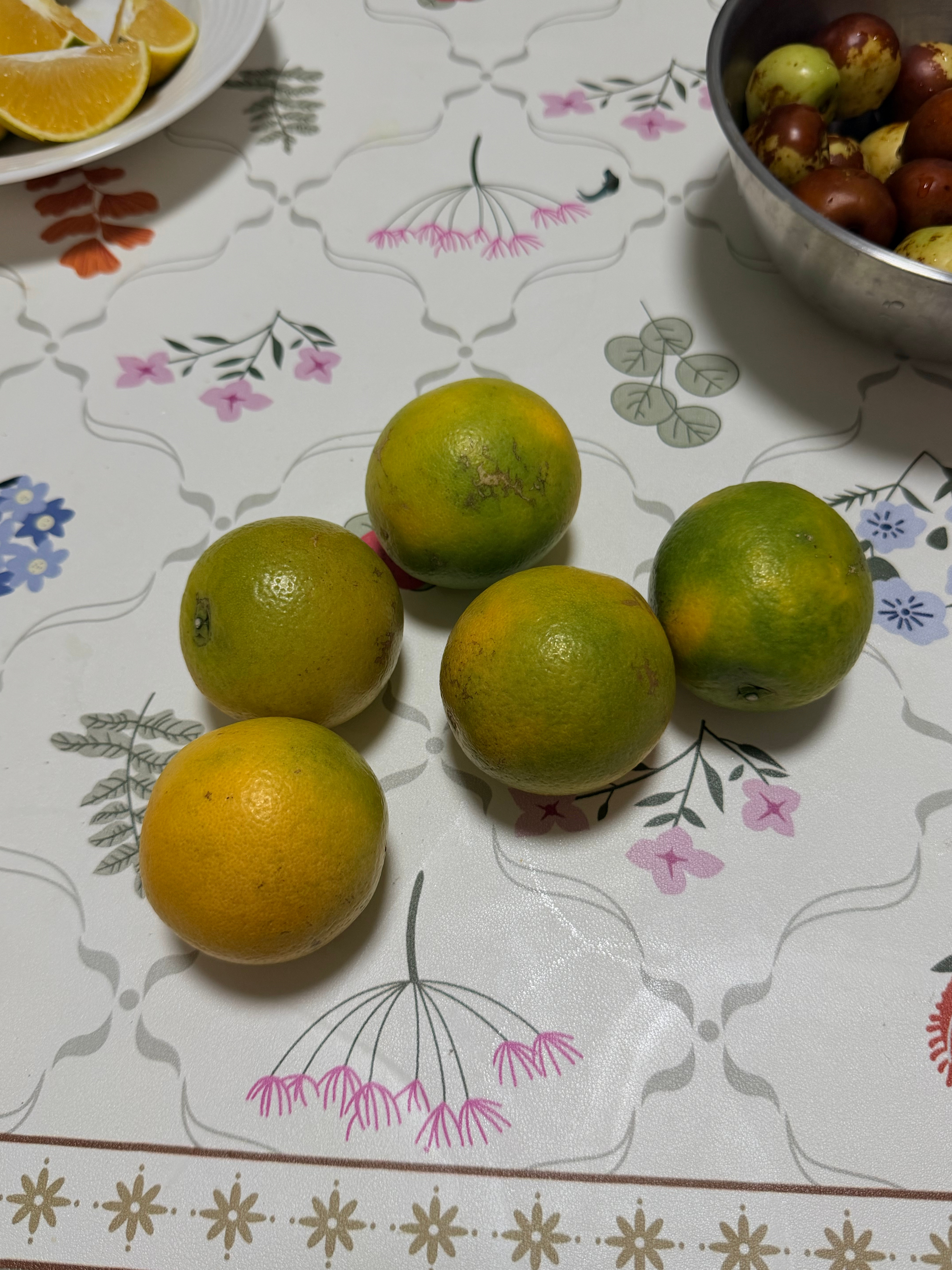 惊呆了！橙子居然也有绿皮的！[捂嘴哭][捂嘴哭]  ​​​