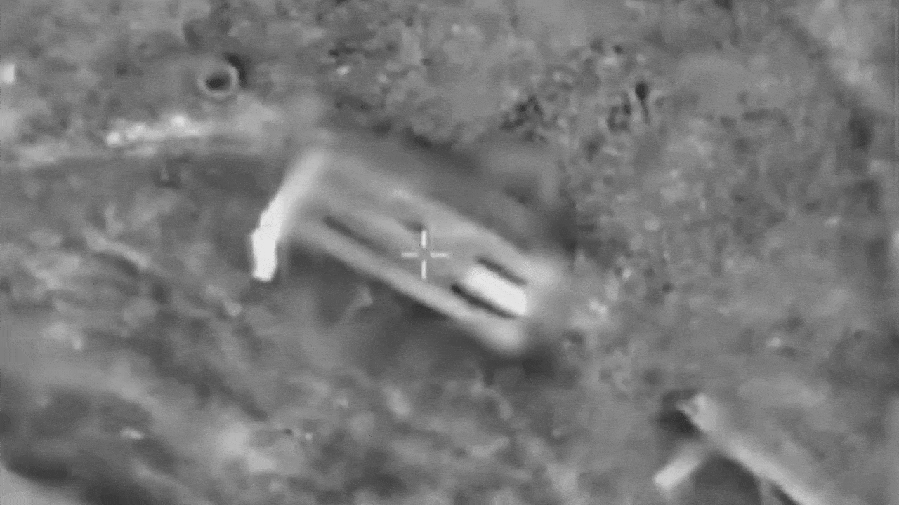 🇮🇱🇮🇷以色列空军空袭摧毁伊朗的“阿尔曼”移动导弹防御系统。

该系统于