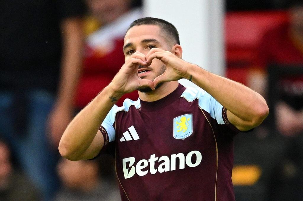 阿斯顿维拉的强势复苏，主要原因有两个：布恩迪亚的重伤后回归、奥纳纳的伤愈复出。