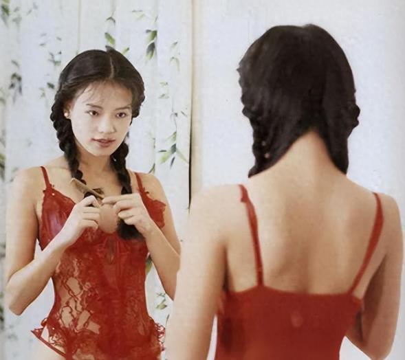 舒淇为了好剧本愿素颜并且减肥十斤的事今天上了热搜，对于普通人来说舒淇的成功有着怎