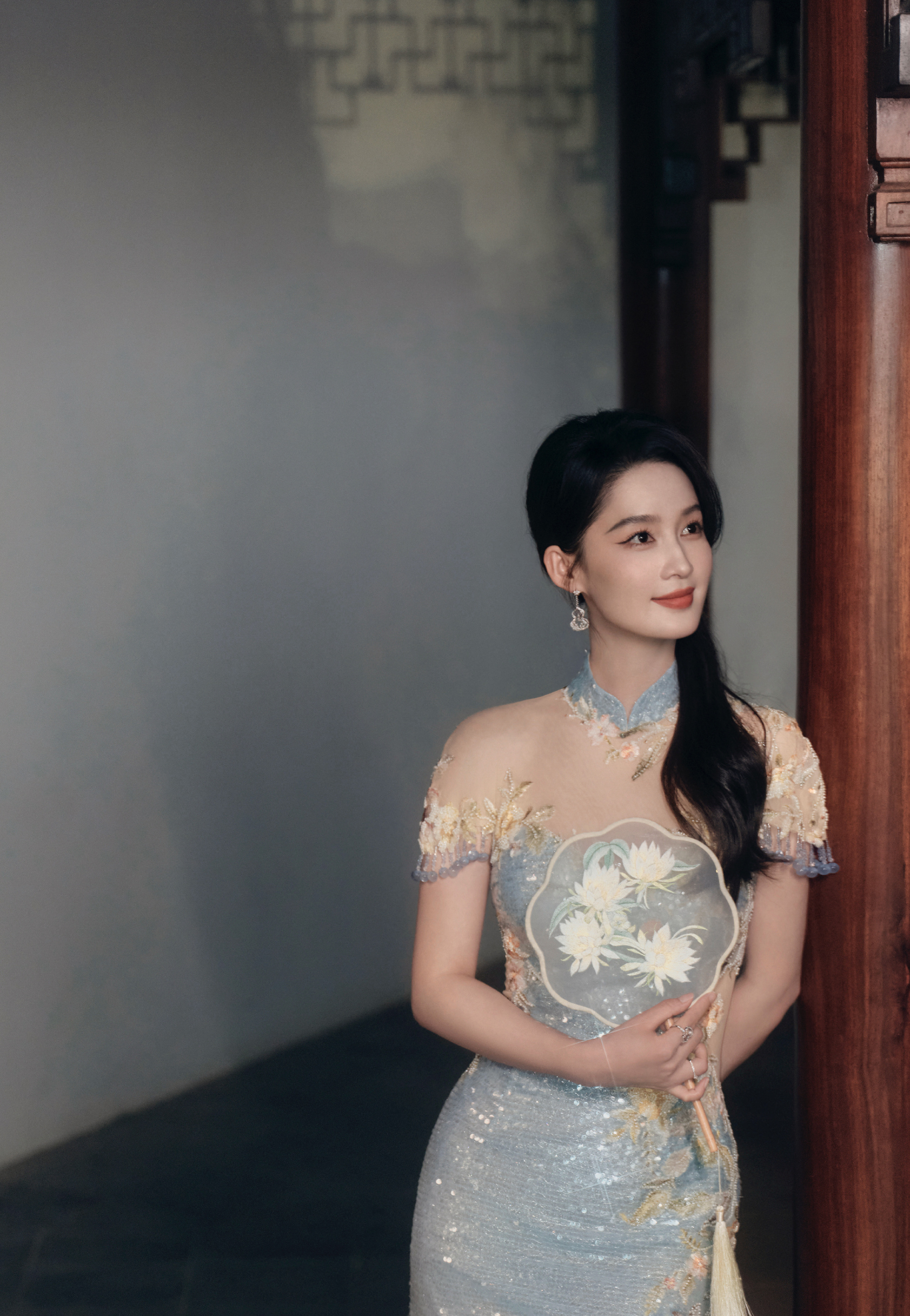 李沁国风造型李沁国风妆造太美了，你这是从画里走出来的吧[爱慕] ​​​
