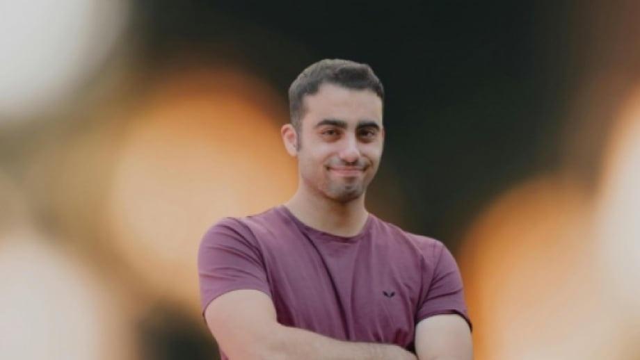 在约旦河西岸地区的希伯伦市北部，一名巴勒斯坦人穆罕默德·瓦埃勒·舒鲁夫被以色列占