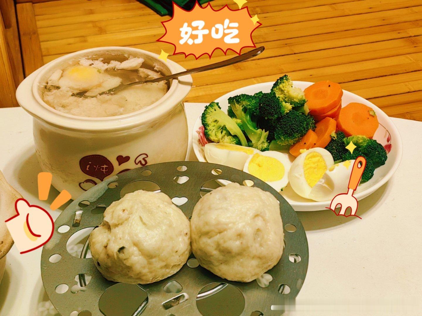 弟弟寒假第一天 高中生还要正常上学6点起床做早餐给小A冬至萝卜姜瘦肉水西兰花胡萝