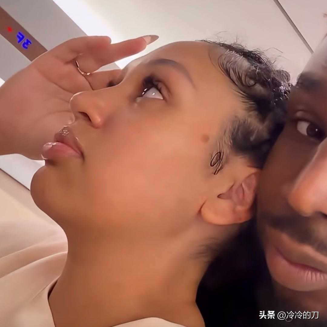 维金斯的老婆又怀孕了，去年刚生完第3胎今年又要迎来第4个。

嘴嫂年初接受了维金
