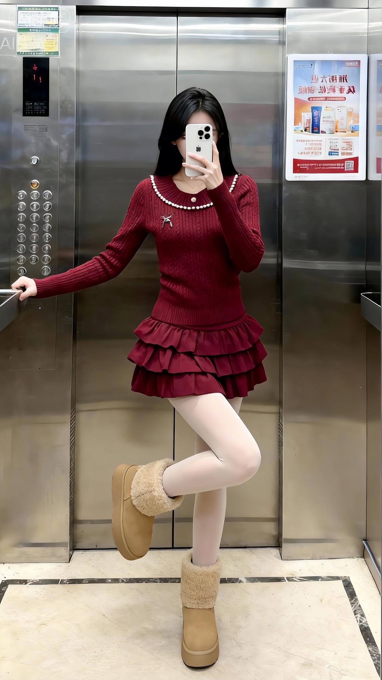 今天穿什么 穿搭 新年穿搭 辣妹出街 电梯拍照