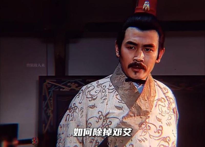 五次北伐，一次都没成功——这件事本身就够反常了。

刘备在世时，诸葛亮替他拿下荆
