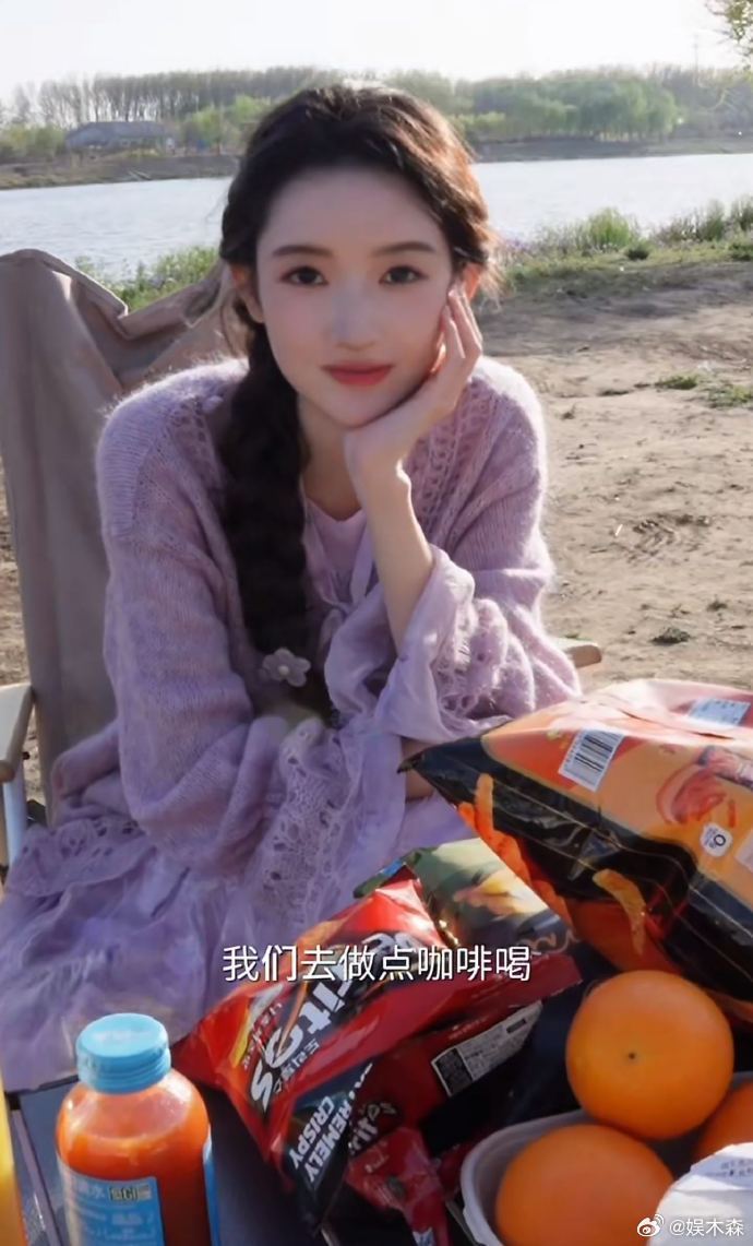 王玉雯咖啡主理人王玉雯做的咖啡不追求花哨的造型，主打口感和心意，王玉雯制作的每一