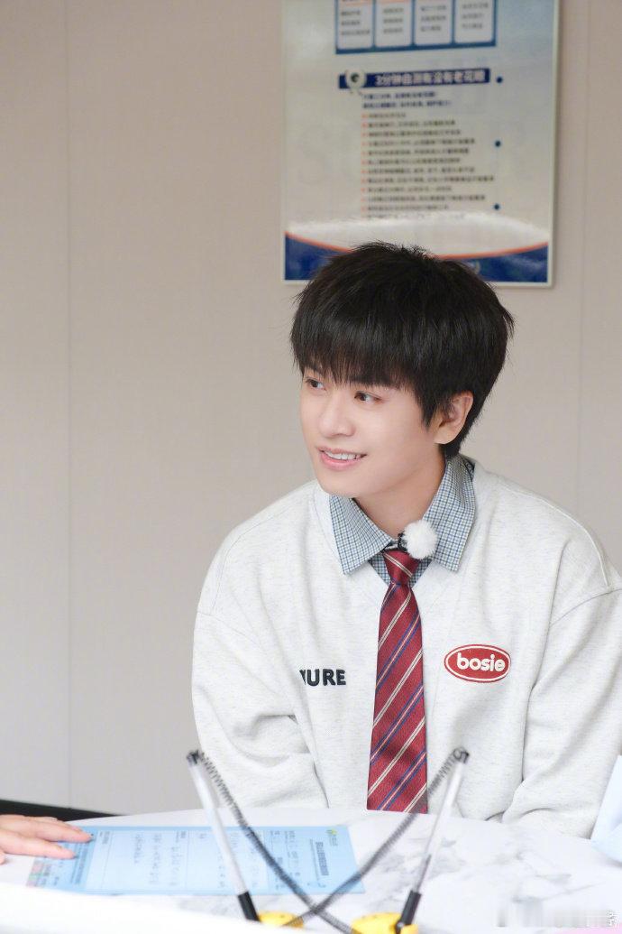 武艺武艺承认自己是颜控湖南卫视背后 武艺公开颜控属性！真诚面对内心，太圈粉了～ 