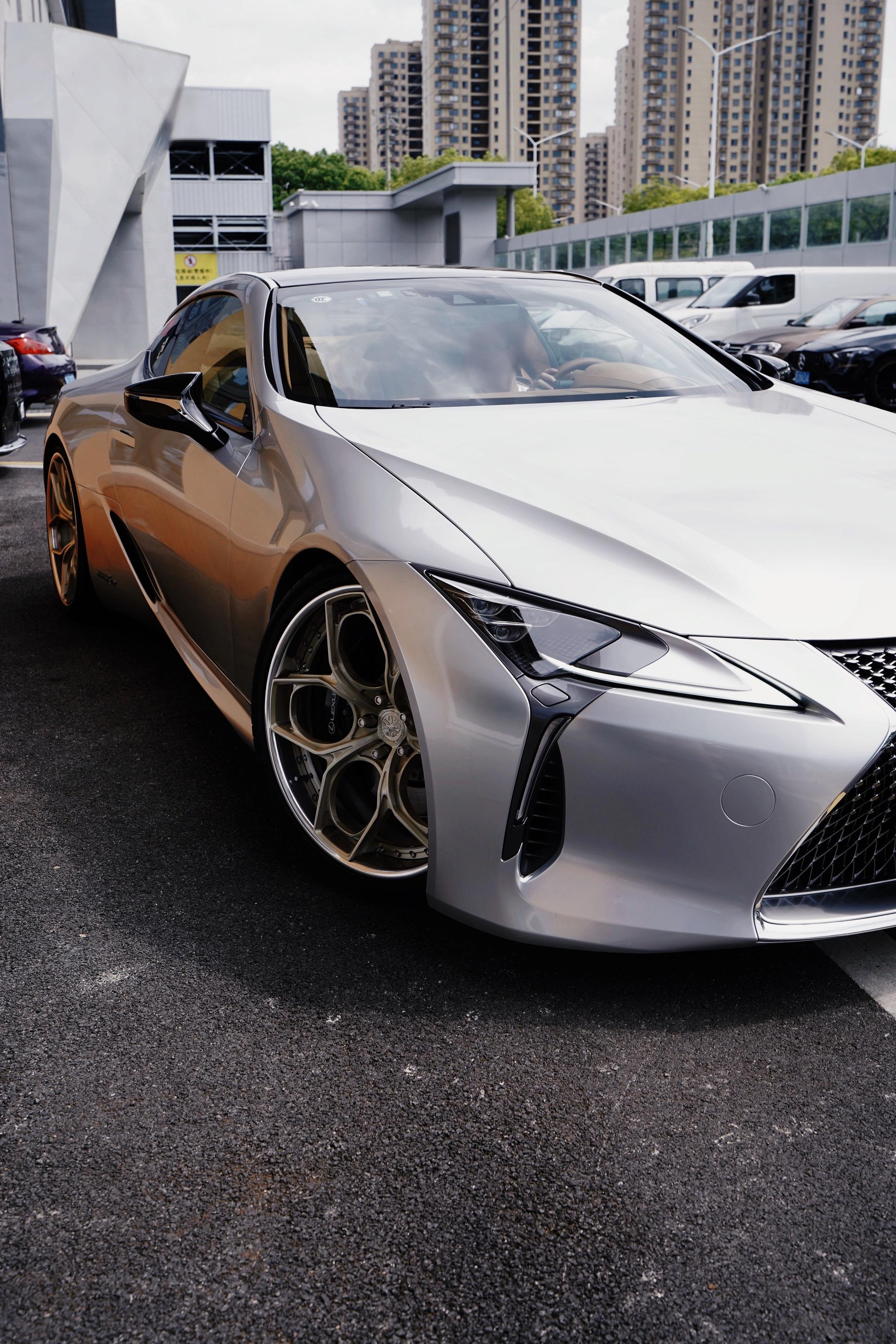 我愿称之为最美GT跑车【雷克萨斯LC】