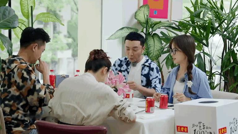 #尼格买提王冰冰新综艺##央视新旅行综艺玩疯了# 还得是央视推出的新旅行综艺，见