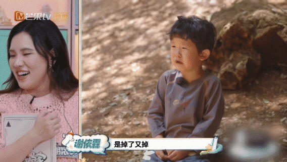 闻闻萌娃届的小武艺爸爸当家 闻闻继承武艺衣钵了属于是！蛋糕三明治傻傻分不清楚，反