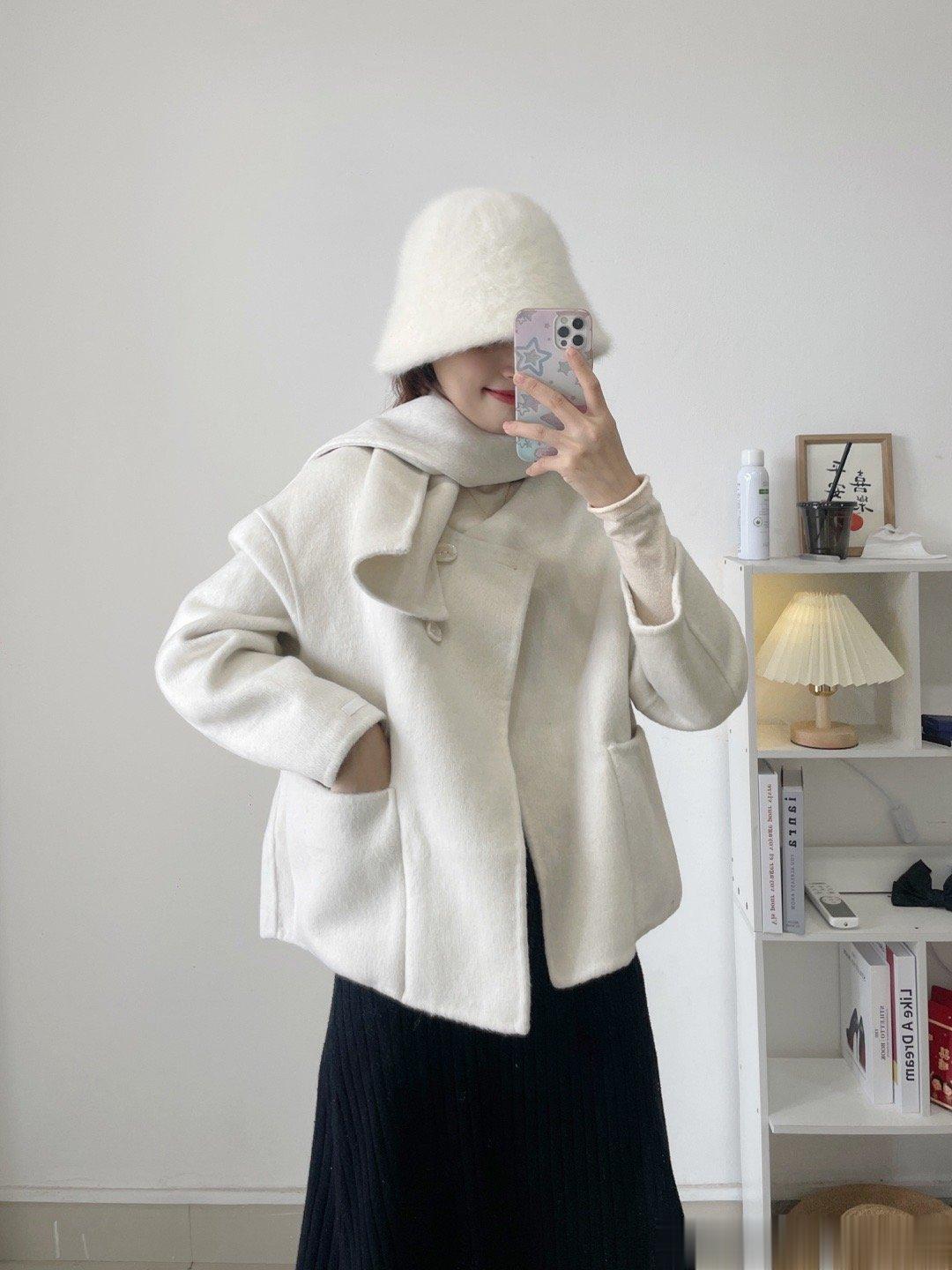 10月31日 20:00  跨店200-30，这款双面尼大衣是有给你们配了一条围