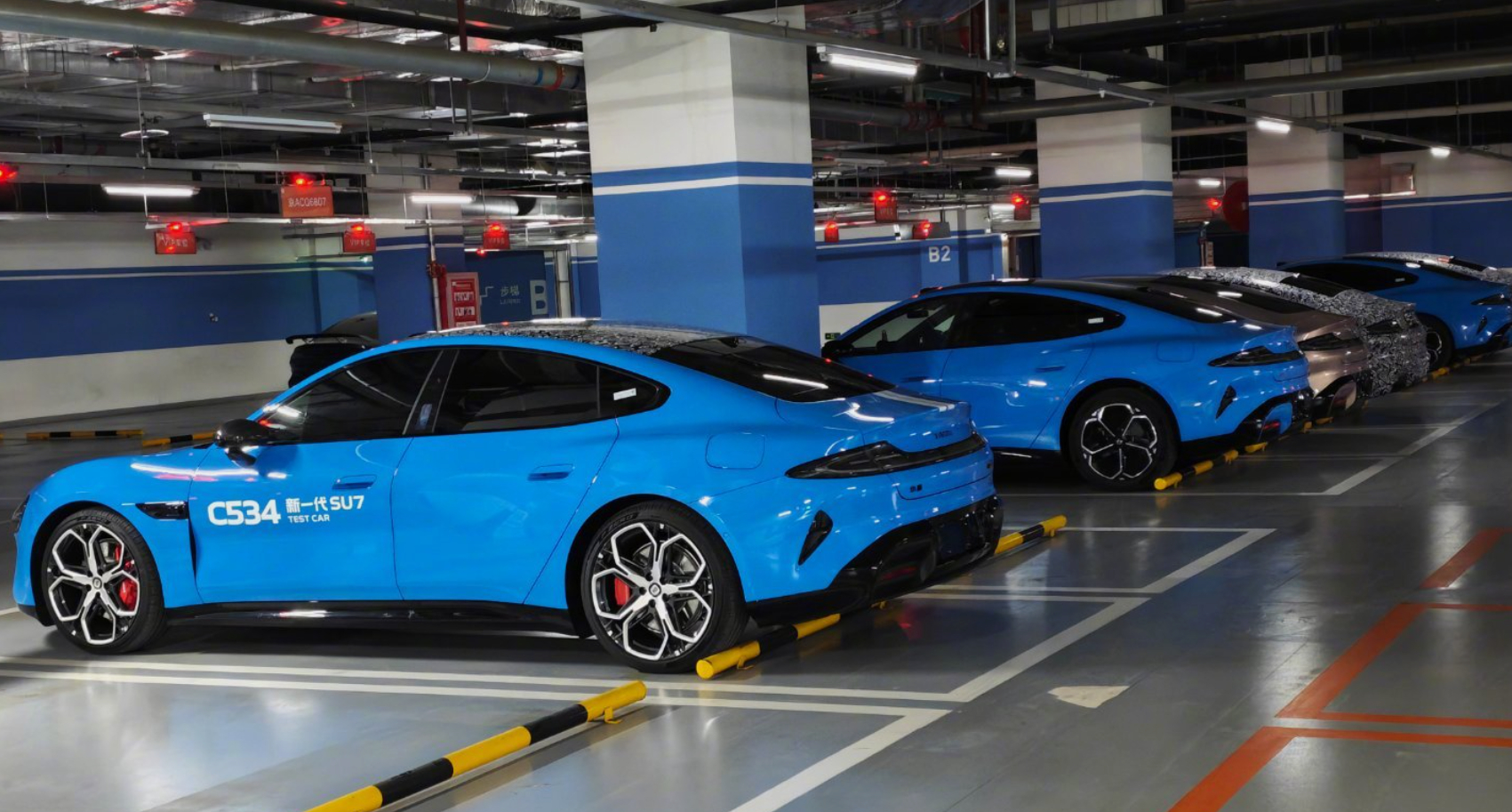 雷军确认第一代SU7停产 按照新一代小米SU7的发布来看，初代小米SU7很可能在