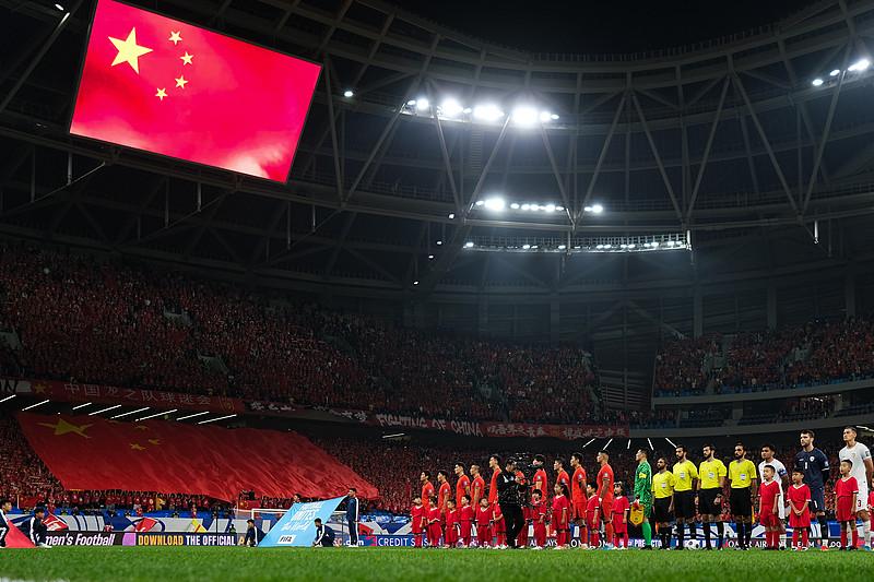 从7-0大胜到0-5溃败，国足终结60年不败神话，球迷意难平！
 
10月2日重