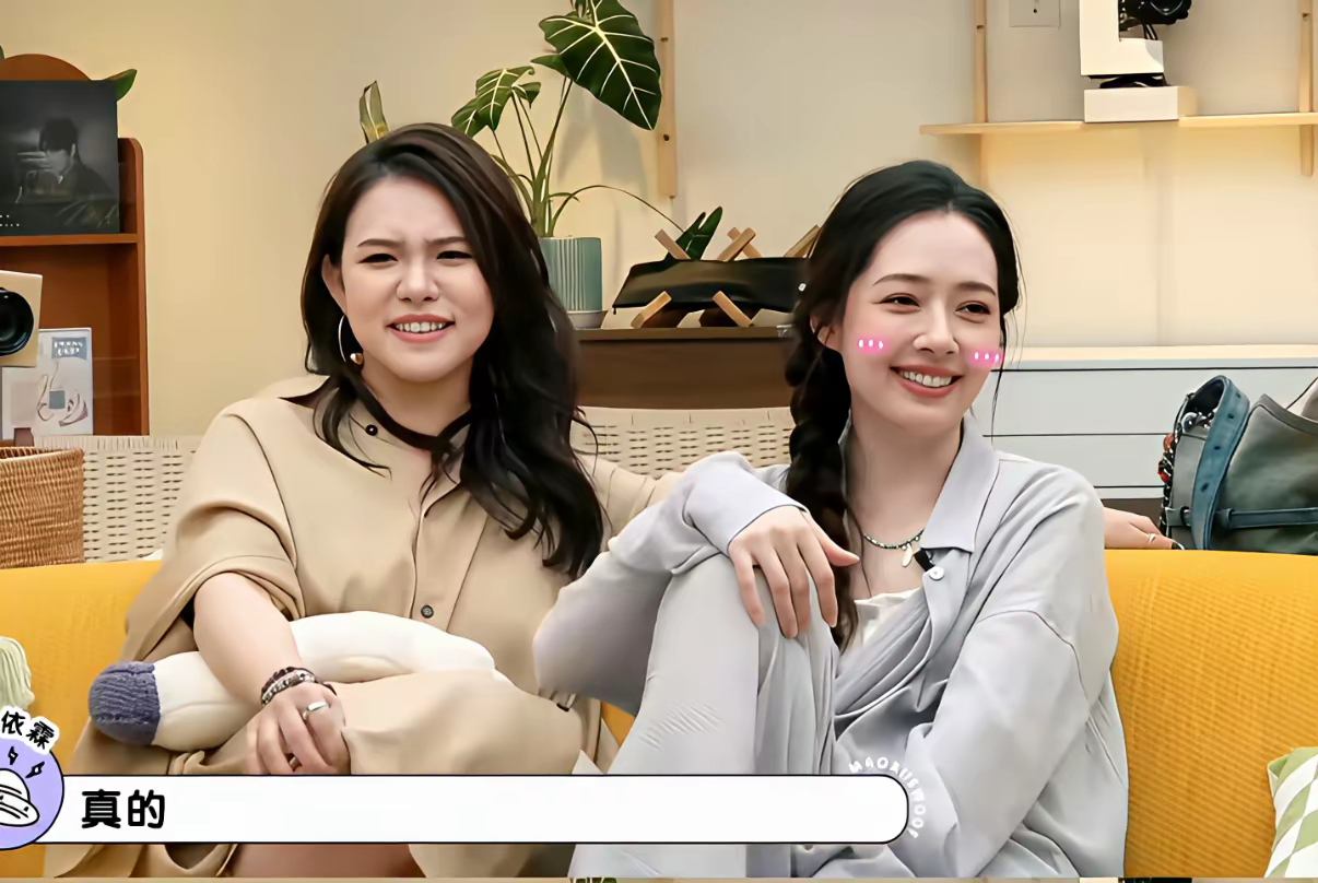 南湘唐宛如真的好冻龄啊！十几年过去，当了妈妈还是这么美 ​ ​​​